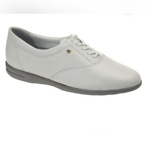 LIKE NEW Easy Spirit Motion Leather Oxfords
